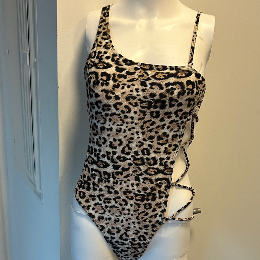 Fashion Nova Kids Leopard Print Bodysuit